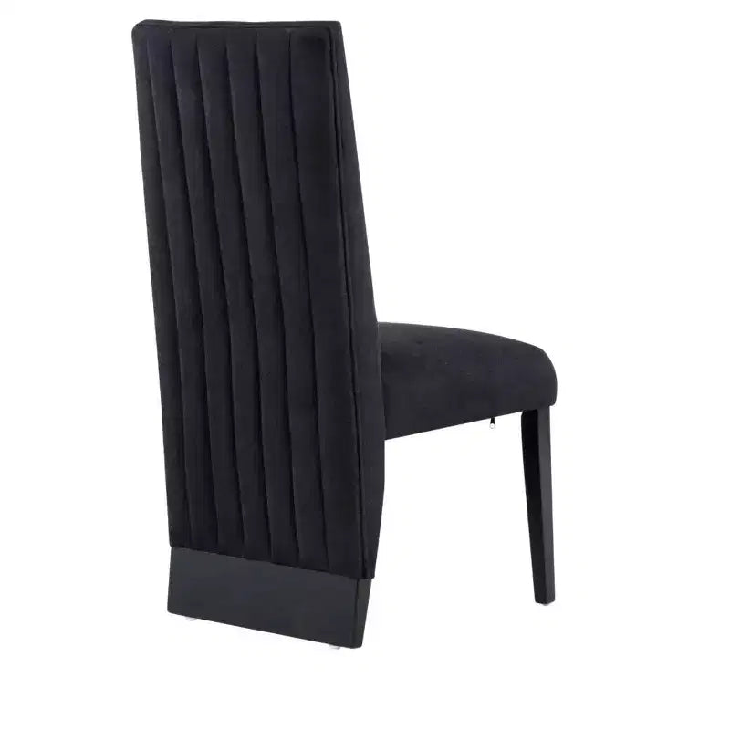 Chaise de salle à manger noire