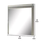 Miroir de commode, 38 po, bois gris clair, design cannelé, accents argentés