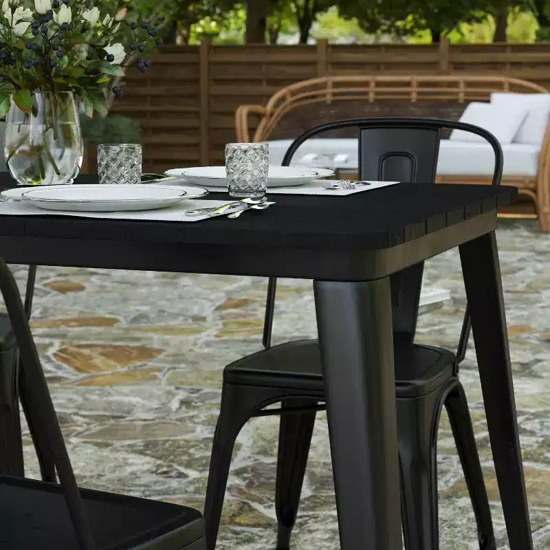 Table de salle à manger intérieure/extérieure avec trou pour parasol, plateau en polyrésine toutes saisons 30 x 60 et base en acier