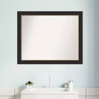 Miroir mural de salle de bain sans biseau 25,5 x 31,5 po